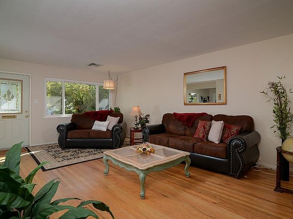 5th image of 4657 Oxbow Dr