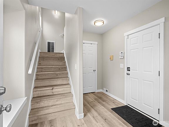 5th image of 11810 14th Avenue W #14
