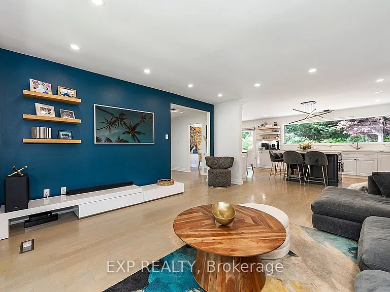 1410 Petrie Way — Photo 17