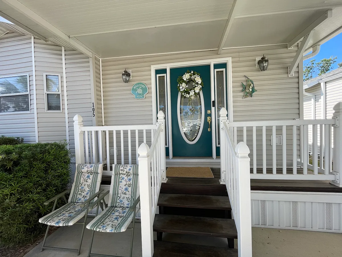 Building Photo - 1219 Navy Blvd #105