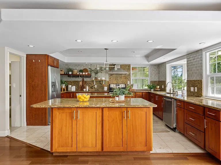 Kitchen (Photos shown are professionally staged. Home is rented unfurnished)