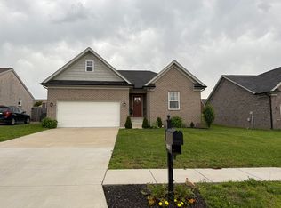 8811 Vision Pl, Louisville, KY 40229
