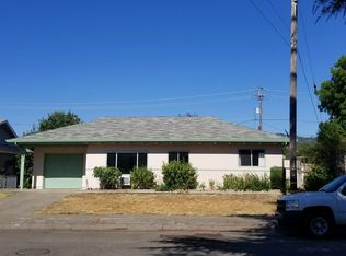 59 Clark Ave, Cloverdale, CA 95425