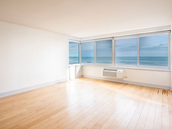 4th image of 1440 N Lake Shore Dr APT 8G