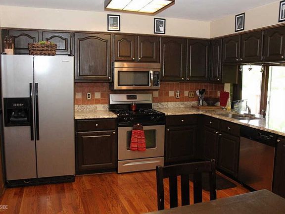 4th image of 19268 Porter Dr