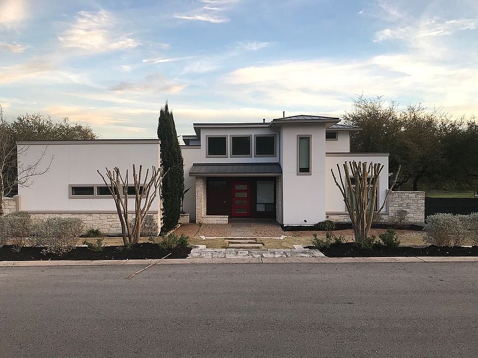 Contemporary Uplands Home