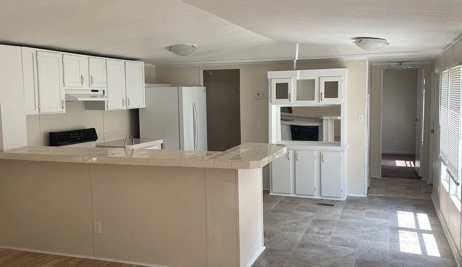 3 bed, 1216 sqft, $1,175 — Photo 4
