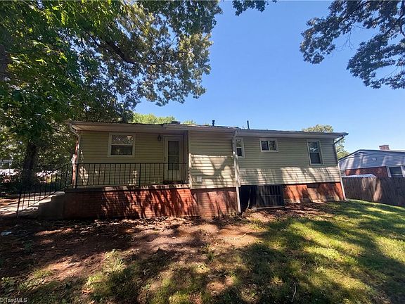 5th image of 1428 Futrelle Dr