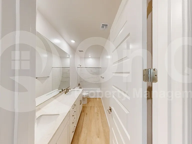 10042 S 23rd Ln — Photo 34