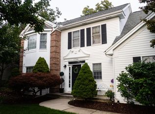 1754 High Pointe Ln, Ann Arbor, MI 48108