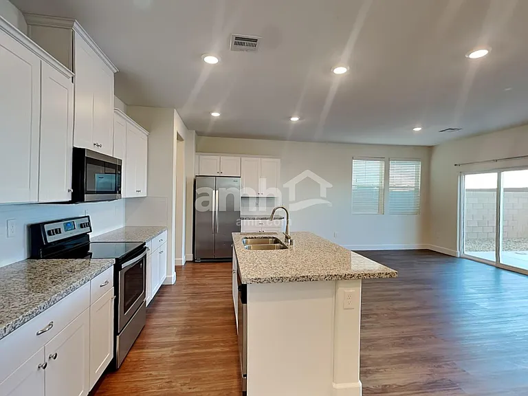8185 Inhibition Ct — Photo 3