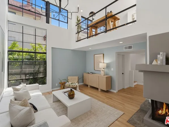 11817 Texas Ave APT 3, Los Angeles, CA 90025