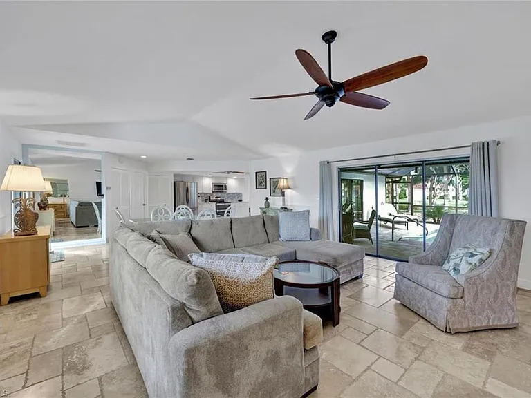 9940 Treasure Cay Ln — Photo 4
