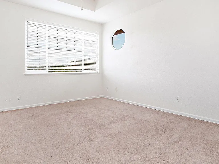 595 Birchwood Rd — Photo 28