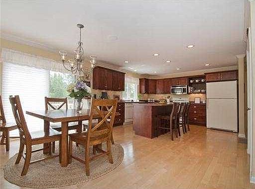 5th image of 81 Green Valley Dr