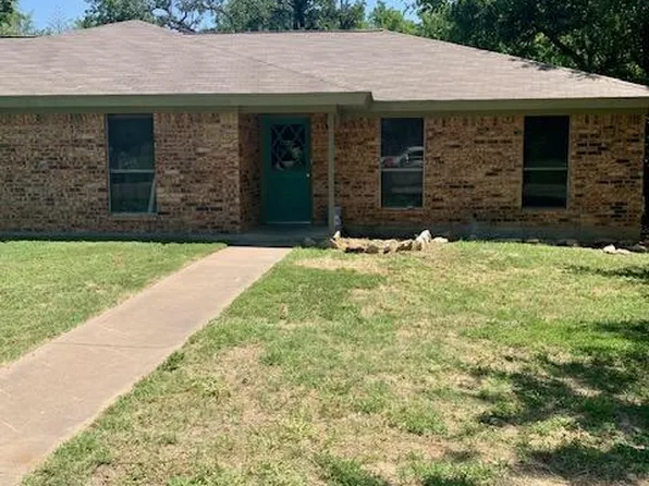 517 Dublin Ave, Stephenville, TX 76401