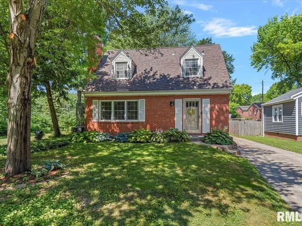 2009 S Park Ave, Leland Grove, IL 62704