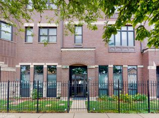 527 N Racine Ave APT 2, Chicago, IL 60642