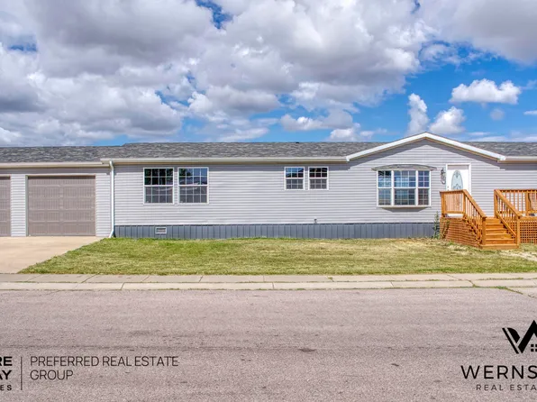 2005 Limecreek Ave, Gillette, WY 82716