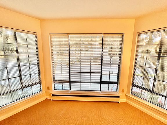 3rd image of 747 Monterey Blvd APT 1