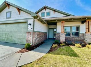 11220 NW 134th Cir, Yukon, OK 73099