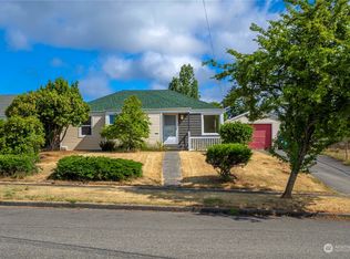 820 SW 137th St, Burien, WA 98166