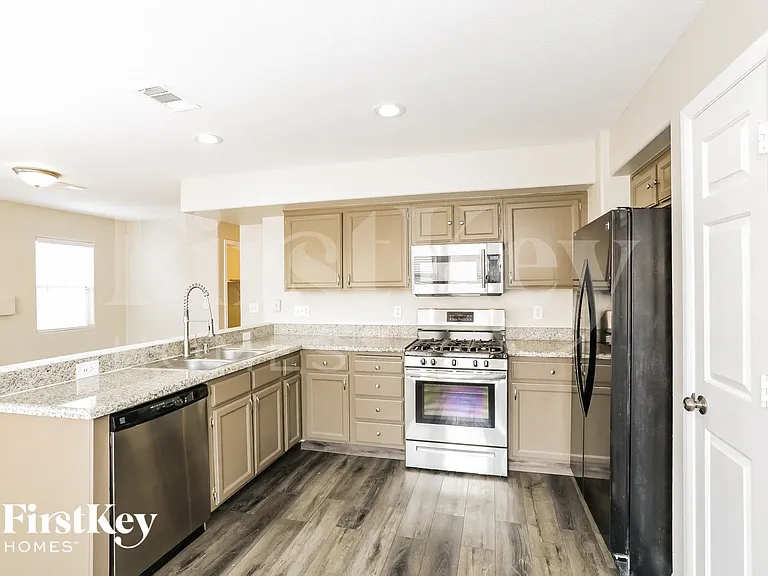 8905 Ballad Ave — Photo 8