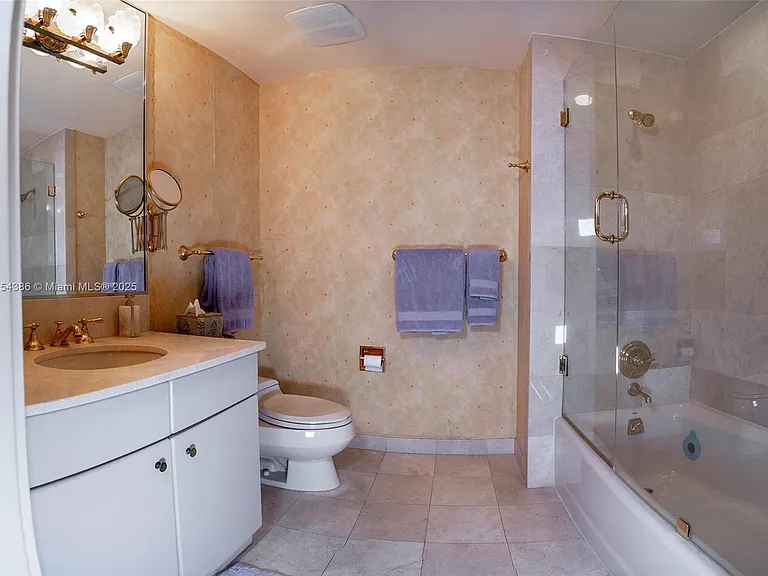 7241 Fisher Island Dr #7241 — Photo 15