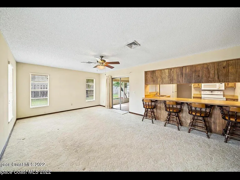 755 Verbenia Dr — Photo 14