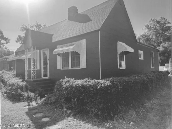 1228 Triple Hill Dr, Macon, GA 31206