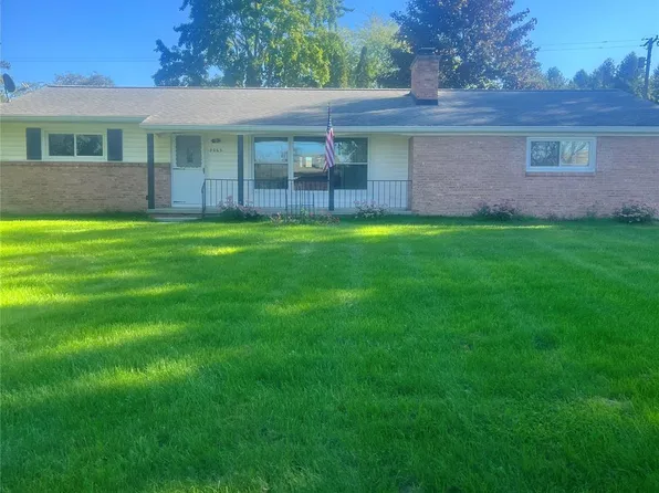 3063 Britton Rd, Perry, MI 48872