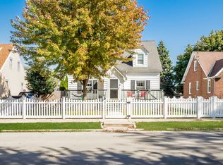 1618 Clement St, Crest Hill, IL 60403