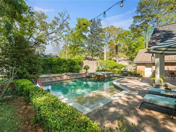 109 Bayou Perez Dr, Madisonville, LA 70447