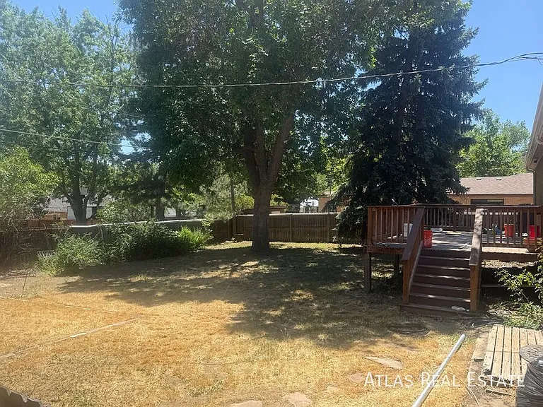 2110 Vance St — Photo 3