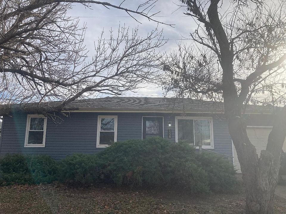 1st image of 1228 Sarah Ln