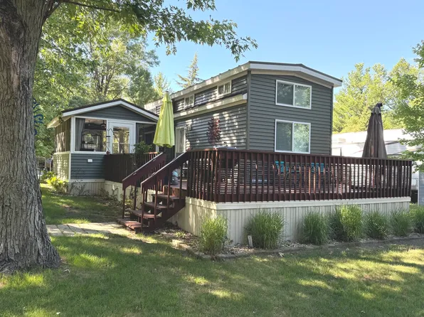 8/92 Woodhaven Dr E, Sublette, IL 61367