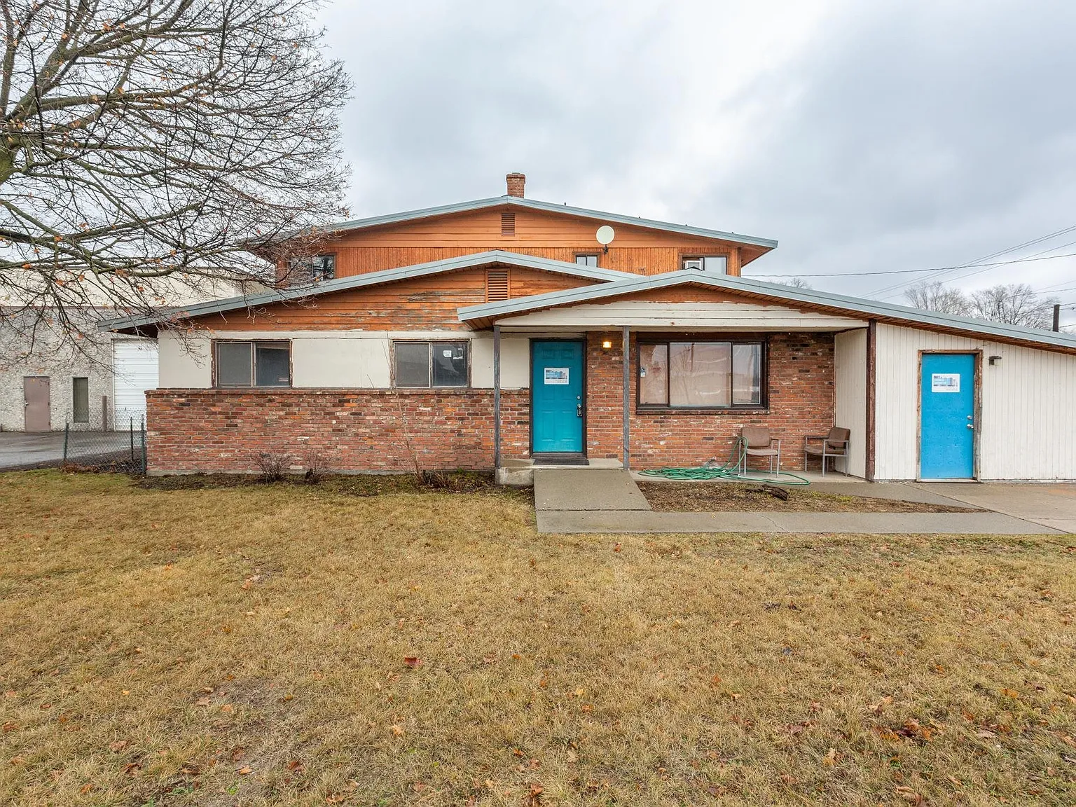 3 bed, 3168 sqft, $2,950 — Photo 1