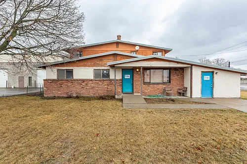 10623 E Montgomery Dr Photo 1