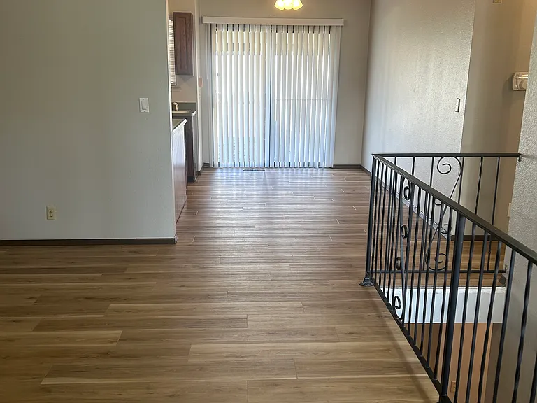 1532 N Maybelle Pl — Photo 4