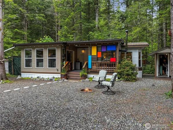 48 4 Branch Circle, Deming, WA 98244