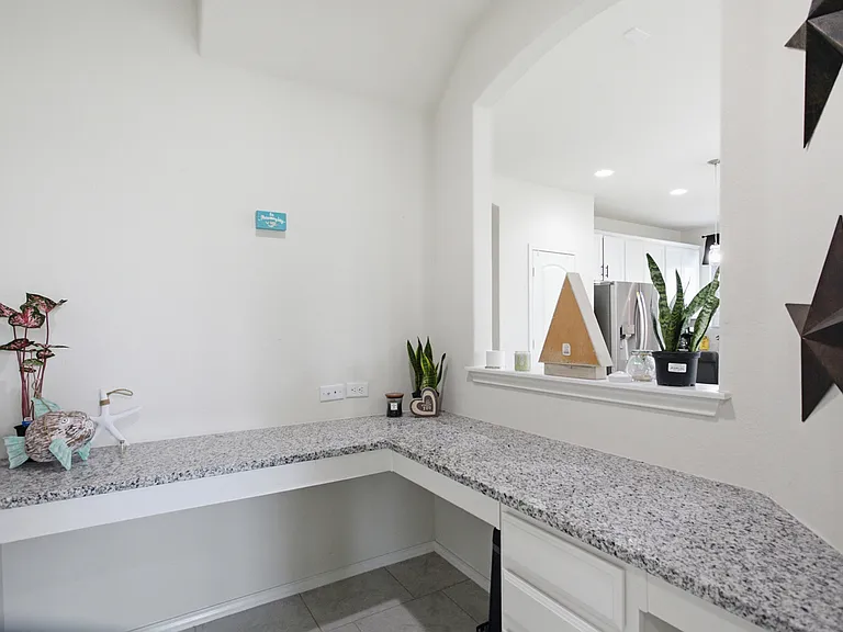 9010 Canopy Bnd — Photo 20