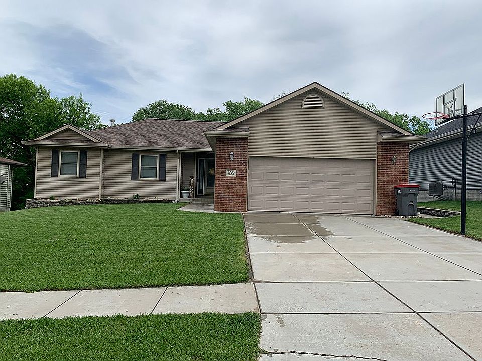 1st image of 2000 NW 46th St