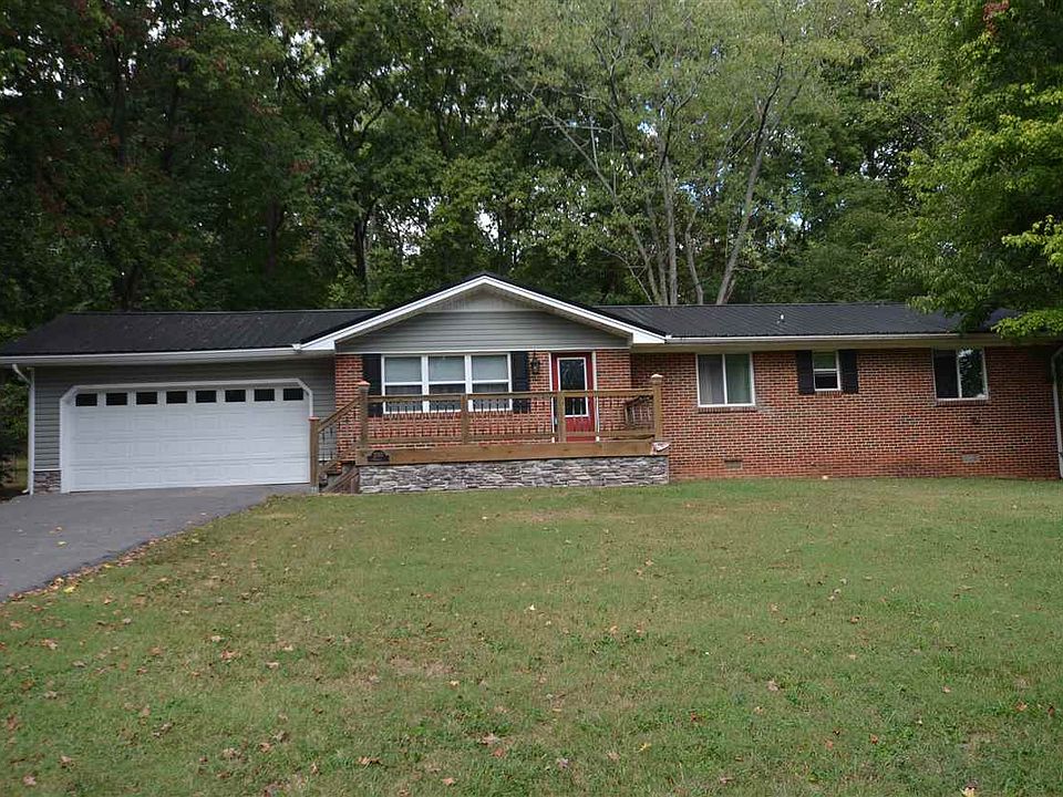 1st image of 3703 Woodland Dr NW