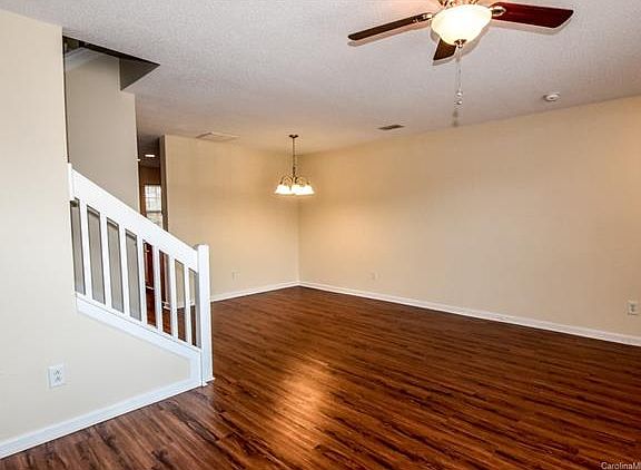 5th image of 137 Lynch Cir #95