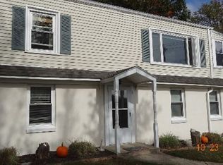 5 Shore Dr, Waterford, CT 06385