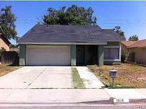 2nd image of 1619 E Bermuda Dunes St