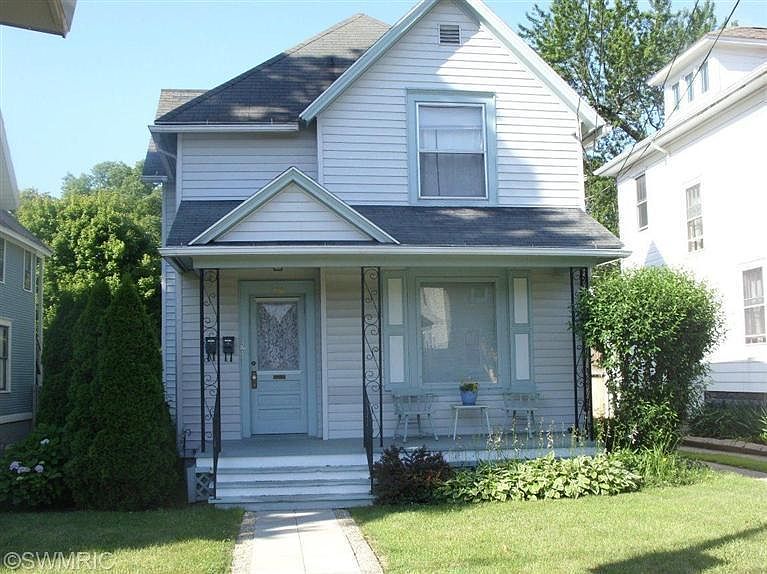 1st image of 1100 Pearl St