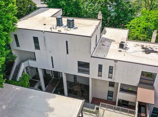 4573 Walnut St UNIT 3, Kansas City, MO 64111