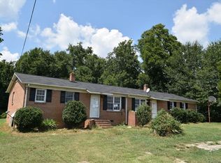 1080 Old Lincolnton Crouse Rd, Crouse, NC 28033