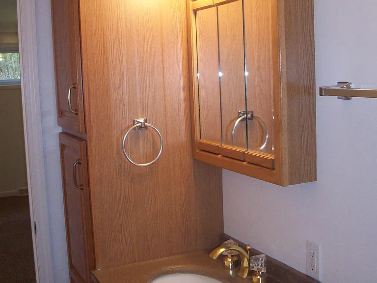 565 Hidden Valley Ln — Photo 13